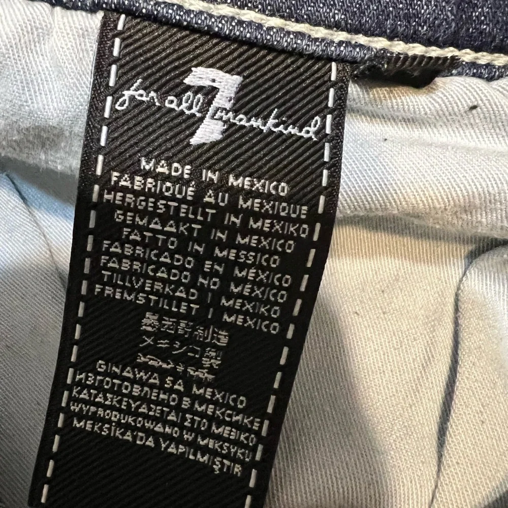 Men’s Jeans - Picture 2 of 6